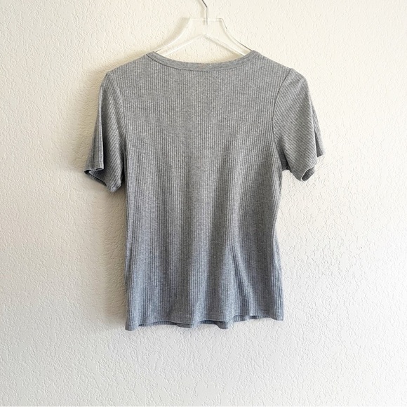 LUCKY BRAND Ribbed Gray Short Sleeve Top Size Large - Picture 5 of 7